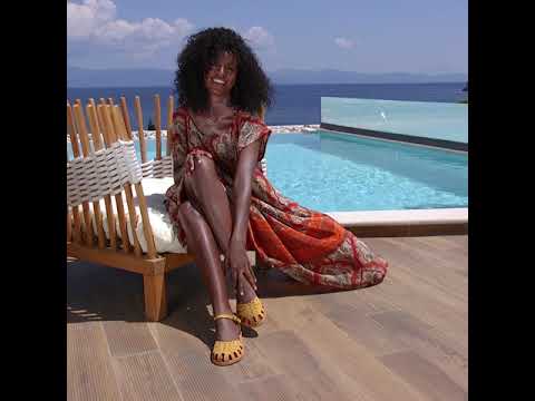 Flat closed sandals "Olympia"