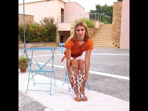 Sandalen Stiefel mit Schnürsenkeln "Wahrheit"